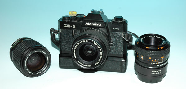 Mamiya ZE-2