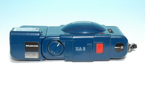 OLYMPUS XA2 city-blue (top)